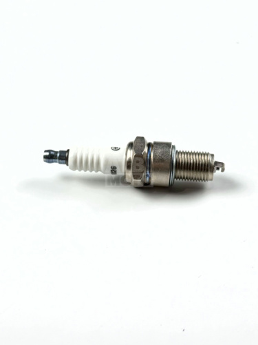 Свеча зажигания 4T BP6ES JUST DRIVE Свеча зажигания 4T BP6ES JUST DRIVE